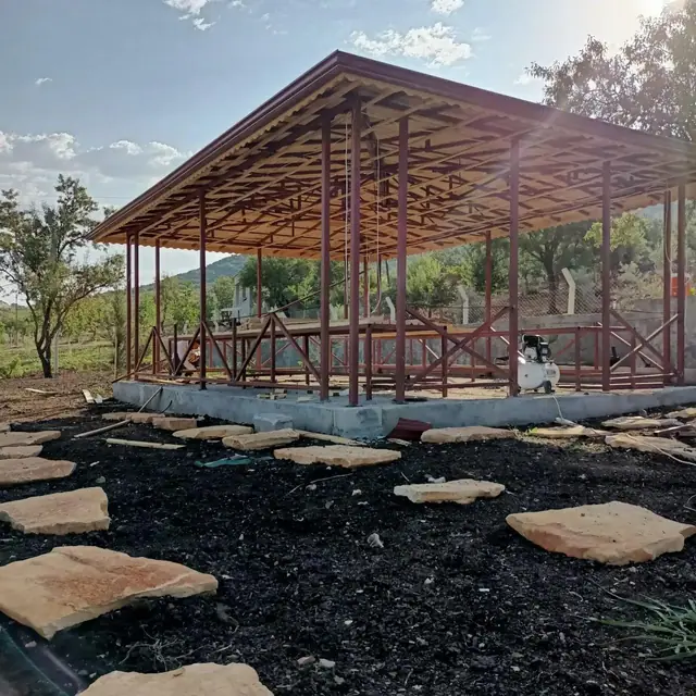 Bahçe için ahşap kamelya — uygulama fotoğrafı 26